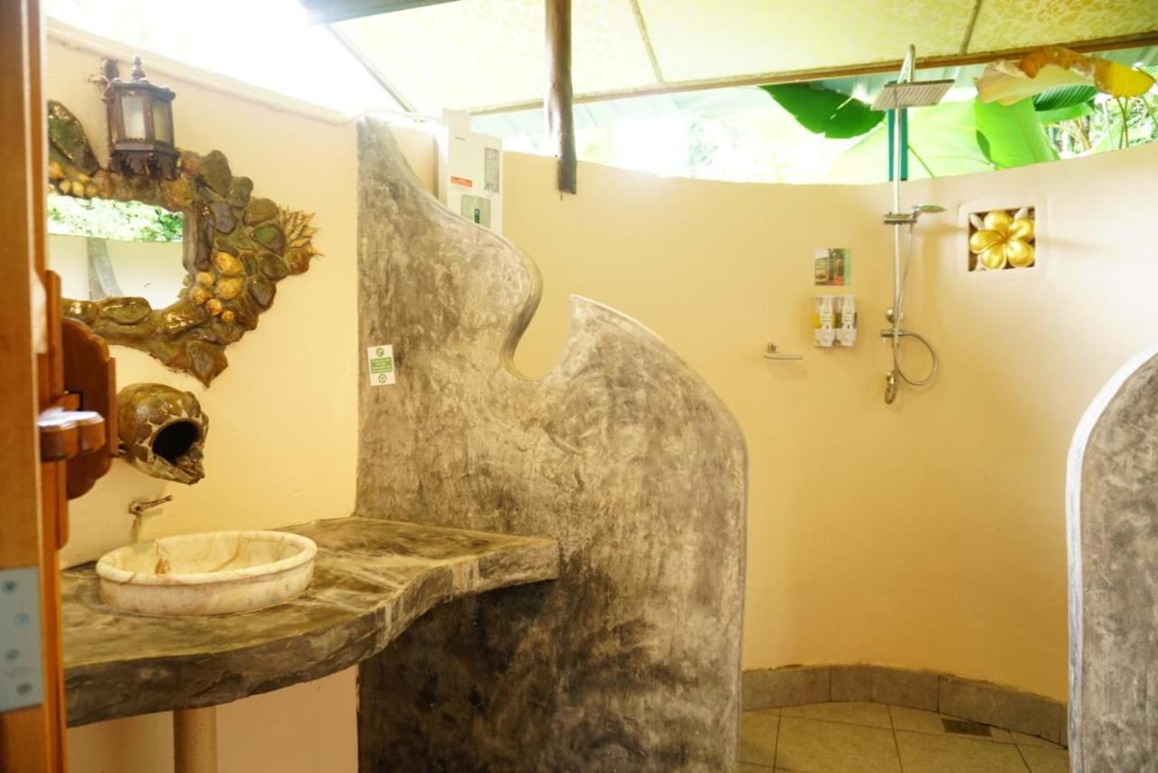 Eco-Logic, Resort For Charity Phato Luaran gambar
